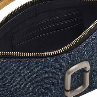 THE POCHETTE